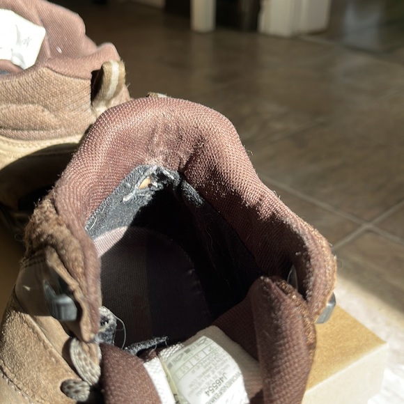 Merrell leather and mesh hiker; gently used - Picture 4 of 9